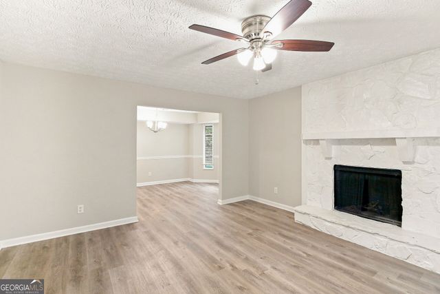 135 N Creek Trail, Jonesboro, GA 30238