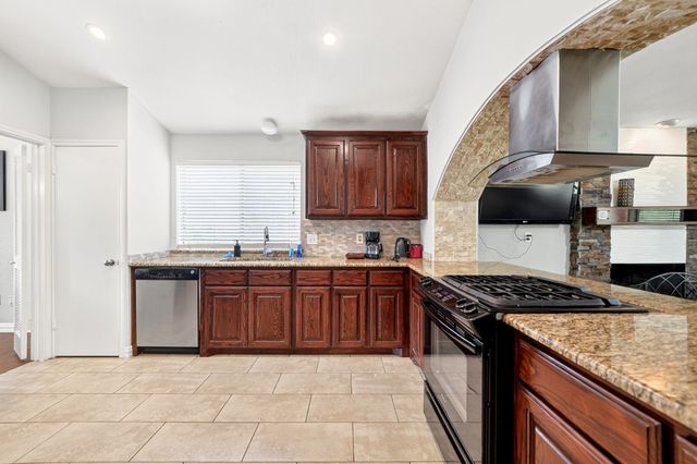 310 Overland Drive, Garland, TX 75040