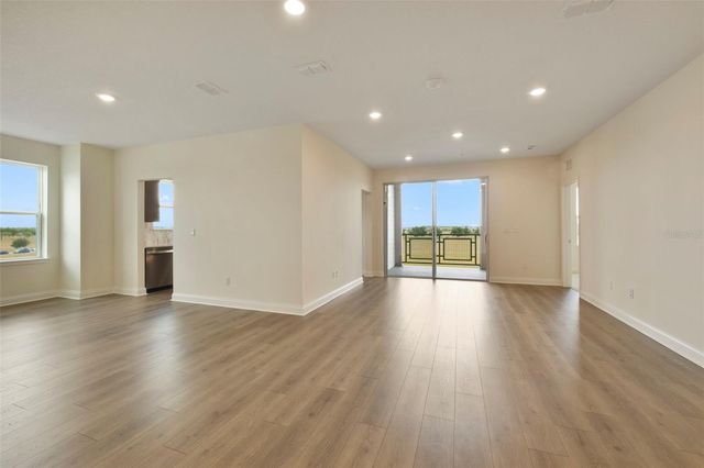 7545 LAUREATE BOULEVARD 7303, Orlando, FL 32827