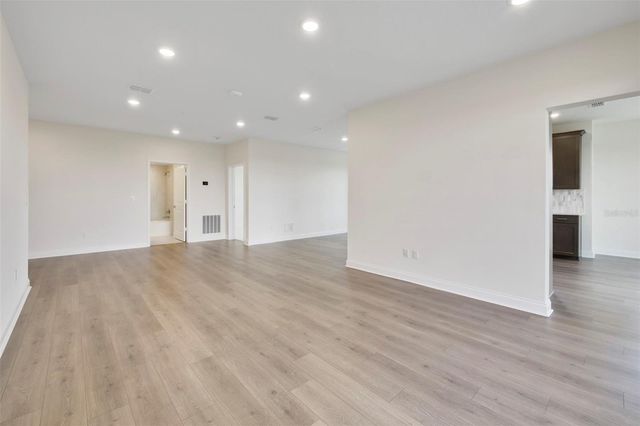 7545 LAUREATE BOULEVARD 7303, Orlando, FL 32827