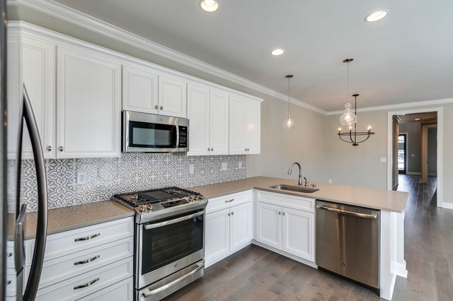 9054 Berry Farms Xing, Franklin, TN 37064