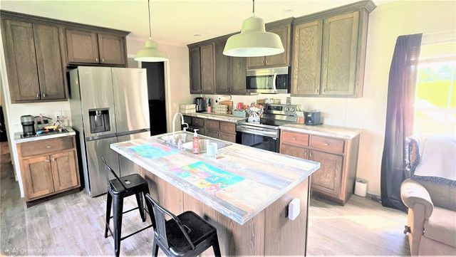 16840 Spring Hill Drive, Lexington, OK 73051