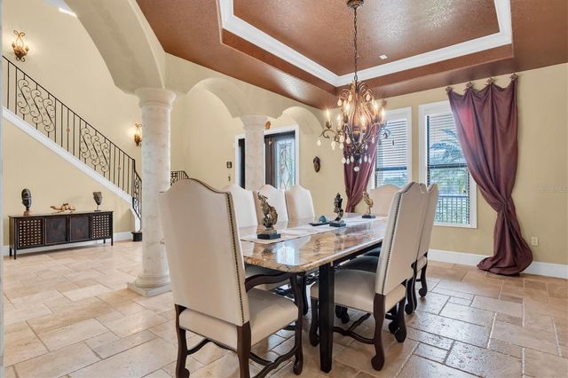 1067 ASHLAND AVENUE, Tarpon Springs, FL 34689