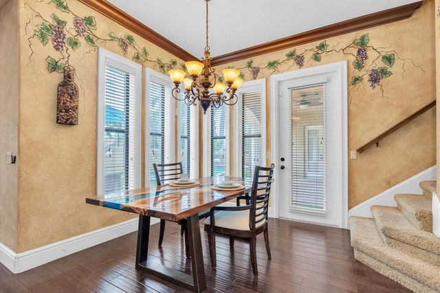 1067 ASHLAND AVENUE, Tarpon Springs, FL 34689