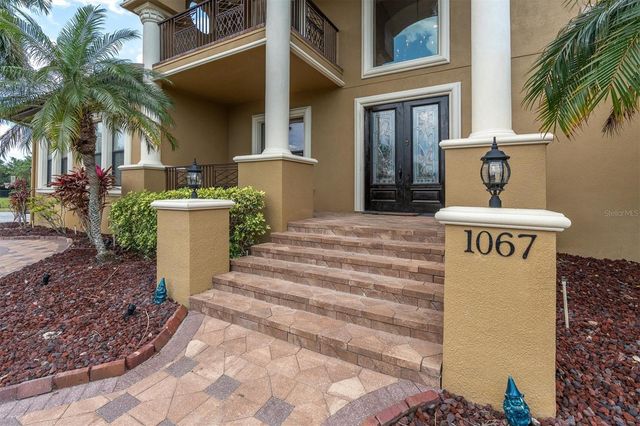 1067 ASHLAND AVENUE, Tarpon Springs, FL 34689