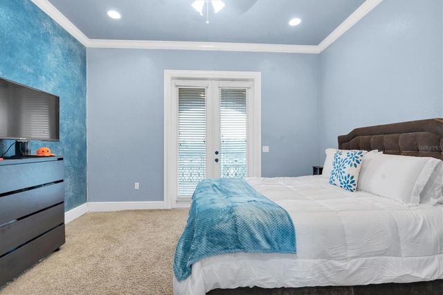 1067 ASHLAND AVENUE, Tarpon Springs, FL 34689