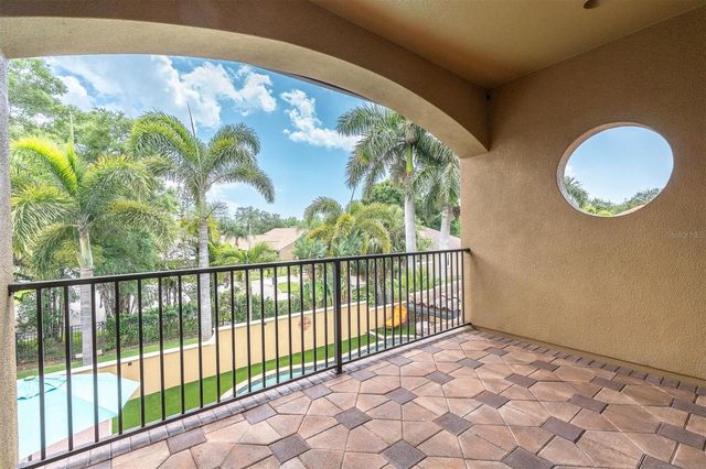 1067 ASHLAND AVENUE, Tarpon Springs, FL 34689