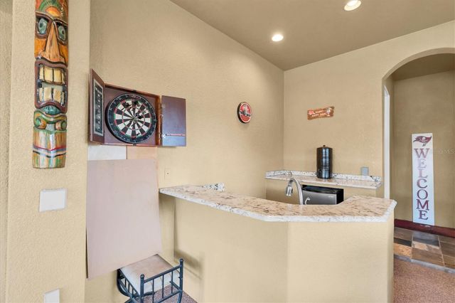 1067 ASHLAND AVENUE, Tarpon Springs, FL 34689