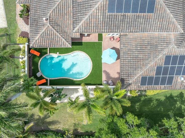 1067 ASHLAND AVENUE, Tarpon Springs, FL 34689