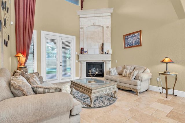 1067 ASHLAND AVENUE, Tarpon Springs, FL 34689