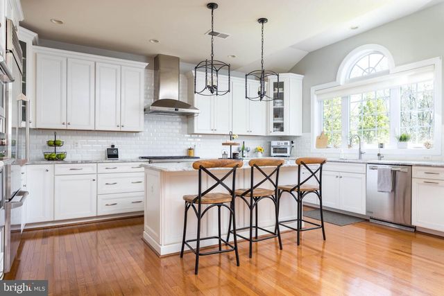5800 WATERLOO BRIDGE CIR, Haymarket, VA 20169