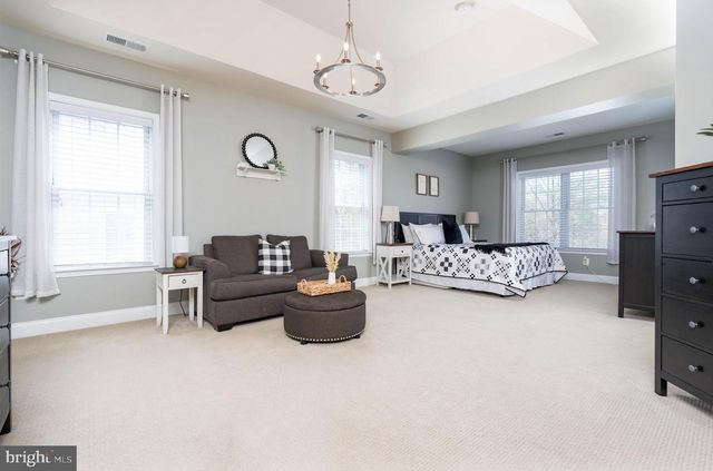 5800 WATERLOO BRIDGE CIR, Haymarket, VA 20169