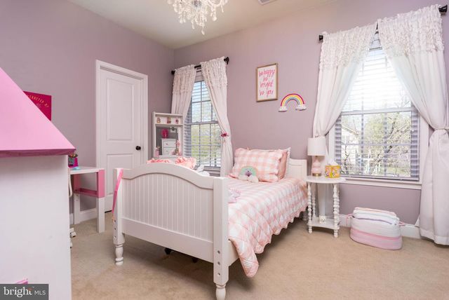 5800 WATERLOO BRIDGE CIR, Haymarket, VA 20169