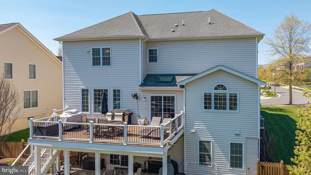 5800 WATERLOO BRIDGE CIR, Haymarket, VA 20169