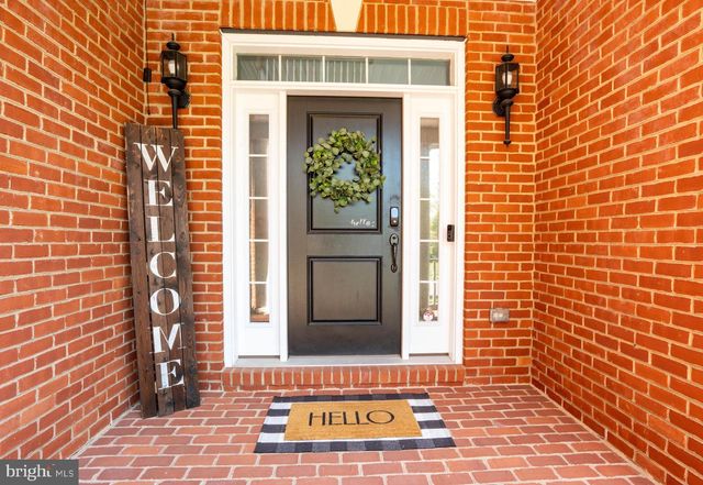 5800 WATERLOO BRIDGE CIR, Haymarket, VA 20169