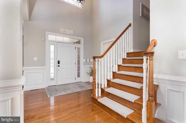 5800 WATERLOO BRIDGE CIR, Haymarket, VA 20169