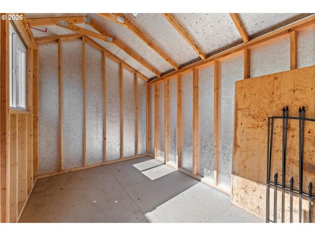 527 Ne 25TH Ct, Hillsboro, OR 97124