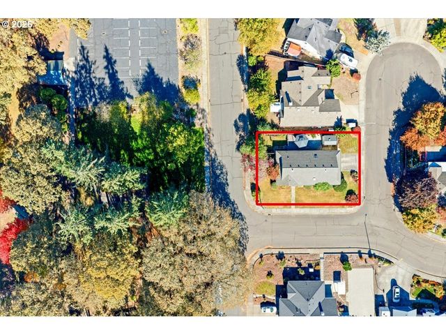 527 Ne 25TH Ct, Hillsboro, OR 97124
