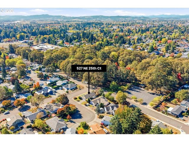 527 Ne 25TH Ct, Hillsboro, OR 97124