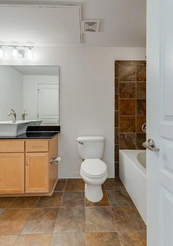 3000 Vanderbilt Pl Apt 324, Nashville, TN 37212