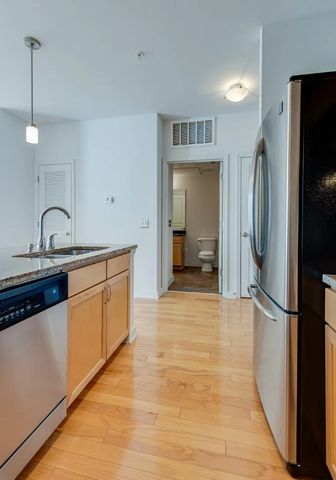 3000 Vanderbilt Pl Apt 324, Nashville, TN 37212