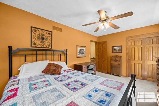 8513 17th Street W, Rock Island, IL 61201