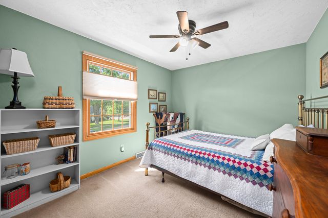 8513 17th Street W, Rock Island, IL 61201