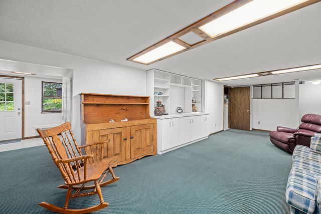 8513 17th Street W, Rock Island, IL 61201