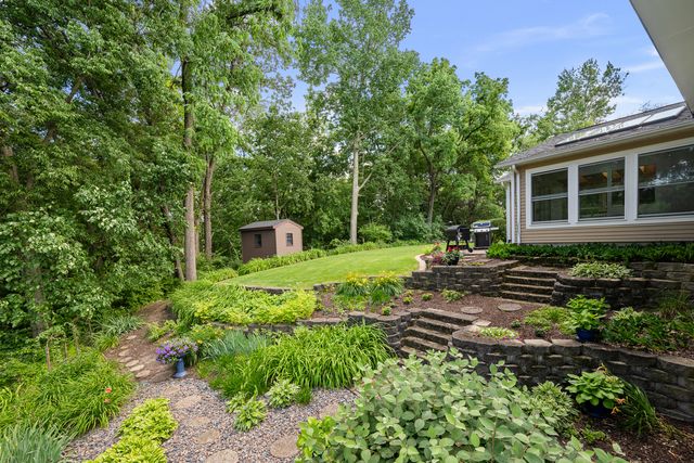 8513 17th Street W, Rock Island, IL 61201