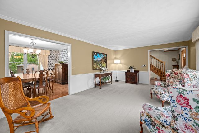 8513 17th Street W, Rock Island, IL 61201