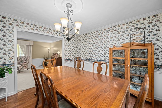 8513 17th Street W, Rock Island, IL 61201