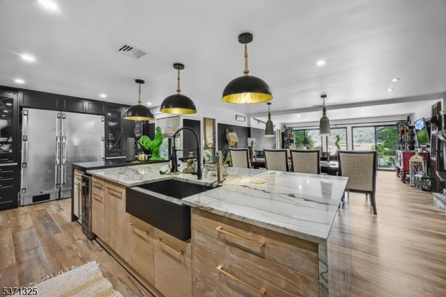 590 W Shore Trl, Sparta Twp., NJ 07871