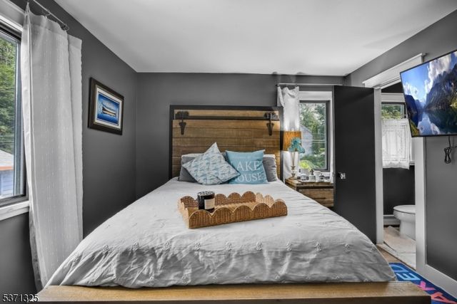 590 W Shore Trl, Sparta Twp., NJ 07871