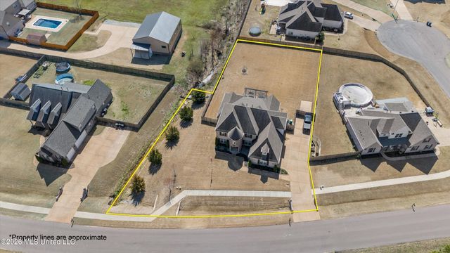 1586 Carlee Drive, Hernando, MS 38632