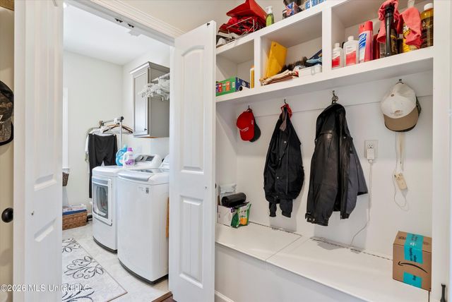 1586 Carlee Drive, Hernando, MS 38632