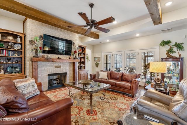 1586 Carlee Drive, Hernando, MS 38632