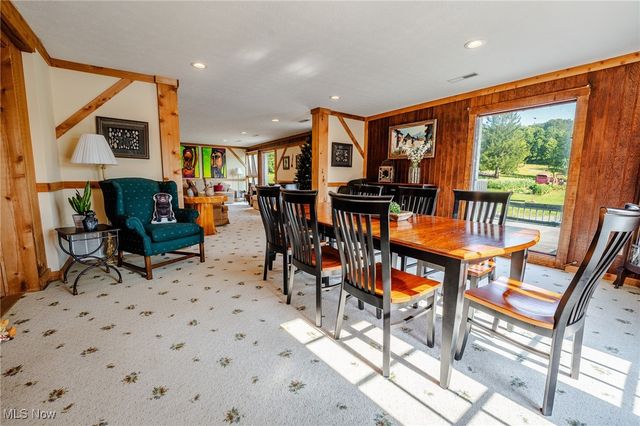 5593 Hudson Drive SW, Navarre, OH 44662