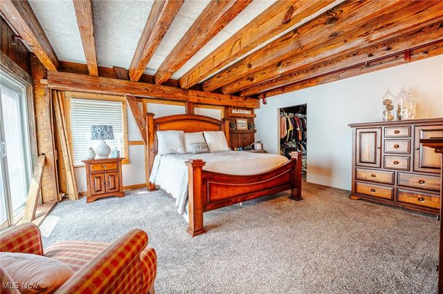 5593 Hudson Drive SW, Navarre, OH 44662