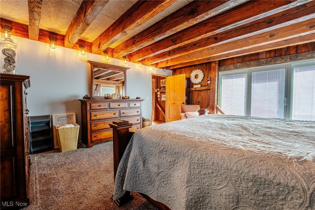 5593 Hudson Drive SW, Navarre, OH 44662