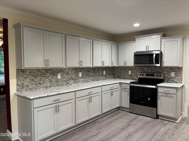 64 High Orchard Road, Whiteville, NC 28472