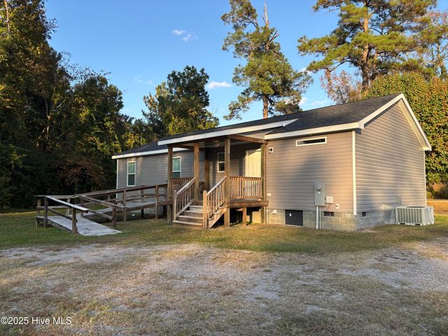 64 High Orchard Road, Whiteville, NC 28472