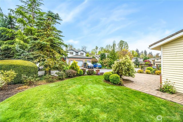 7116 NE 168TH St, Kenmore, WA 98028
