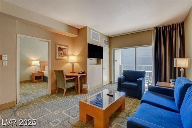 211 East Flamingo Road 615, Las Vegas, NV 89169