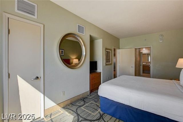 211 East Flamingo Road 615, Las Vegas, NV 89169