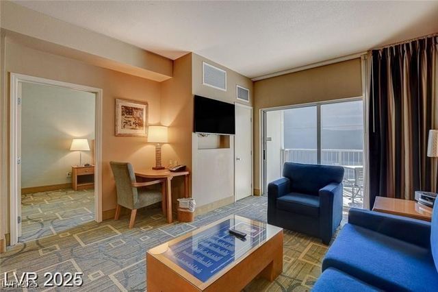 211 East Flamingo Road 615, Las Vegas, NV 89169