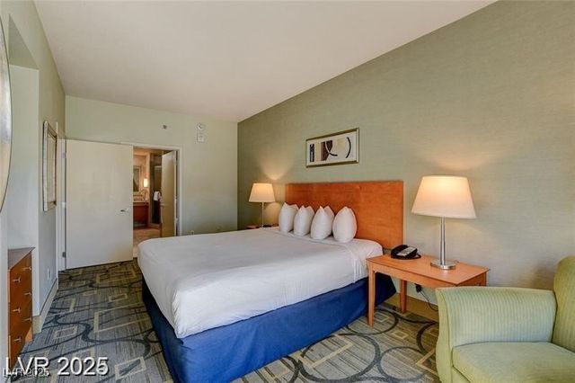 211 East Flamingo Road 615, Las Vegas, NV 89169