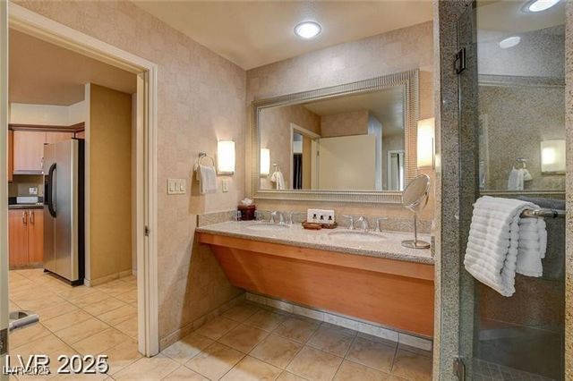 211 East Flamingo Road 615, Las Vegas, NV 89169