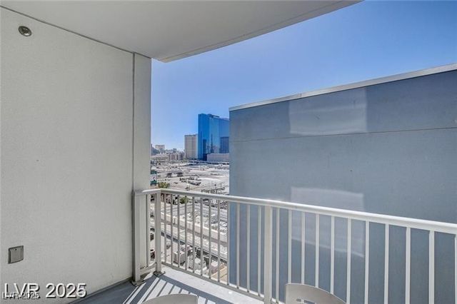 211 East Flamingo Road 615, Las Vegas, NV 89169