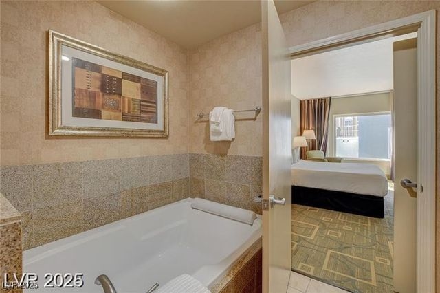 211 East Flamingo Road 615, Las Vegas, NV 89169