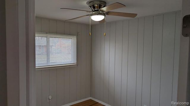 11657 Engleman Road, Warren, MI 48089